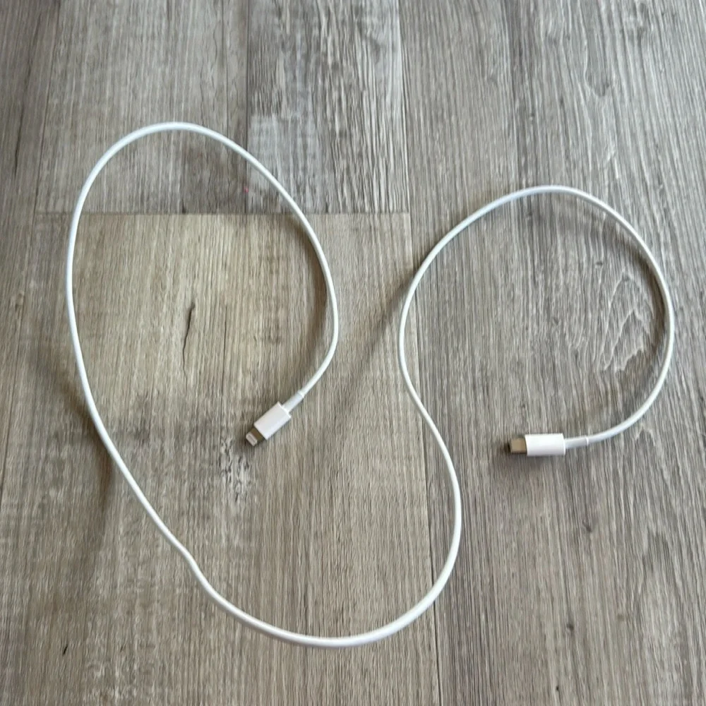 Apple cable USB-C to lightning (1m)